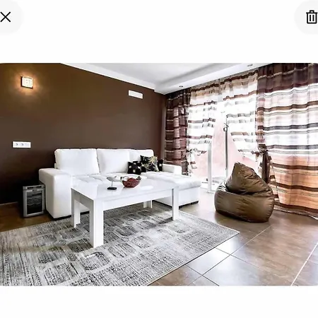 Lux 2 Bedrooms Torviscas Bajo אדחה